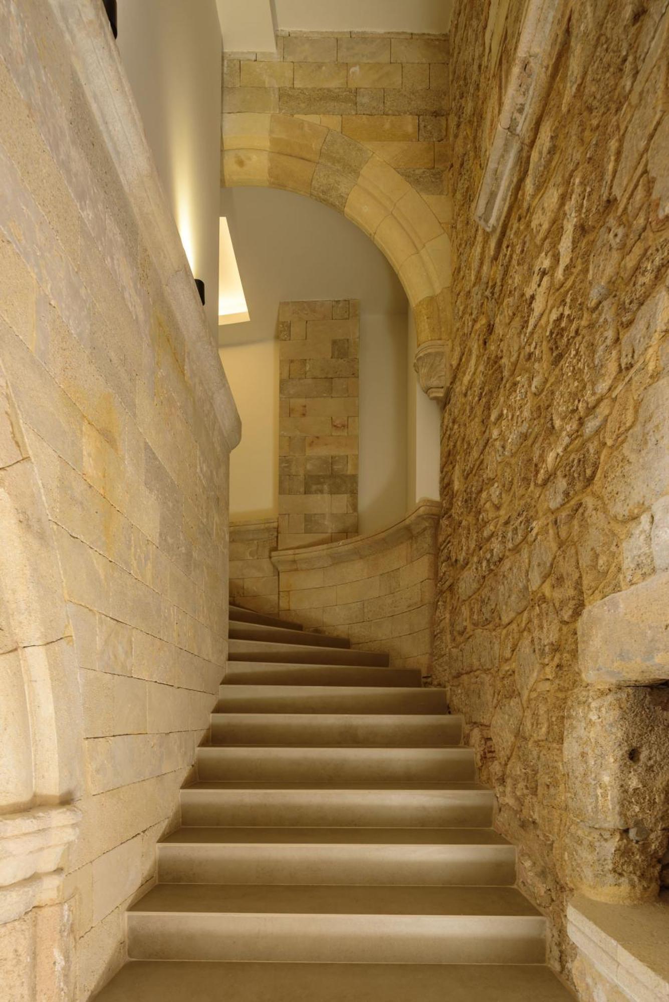 Arthur Suites In Old Town Rhodes City Exterior foto